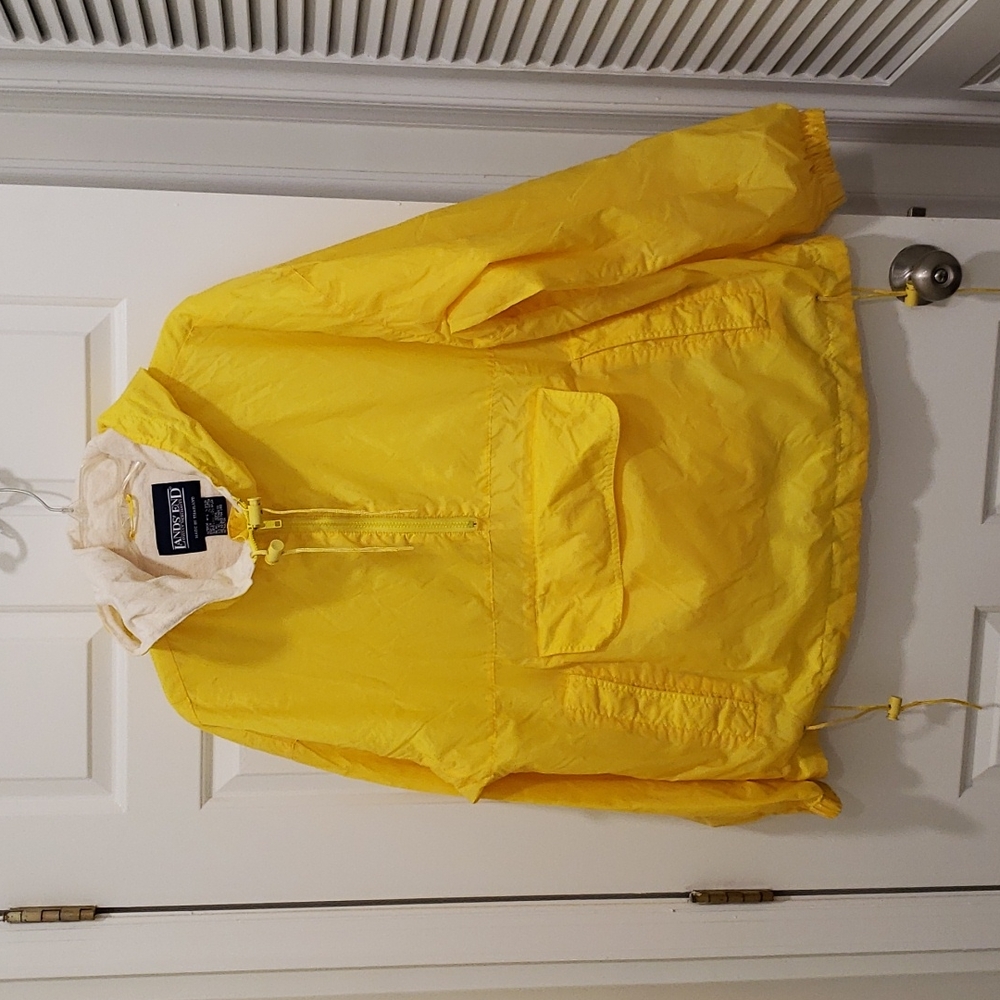Lands' End Unisex lined, yellow windbreaker. Unisex large.